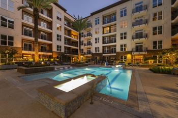 Night pool view1
